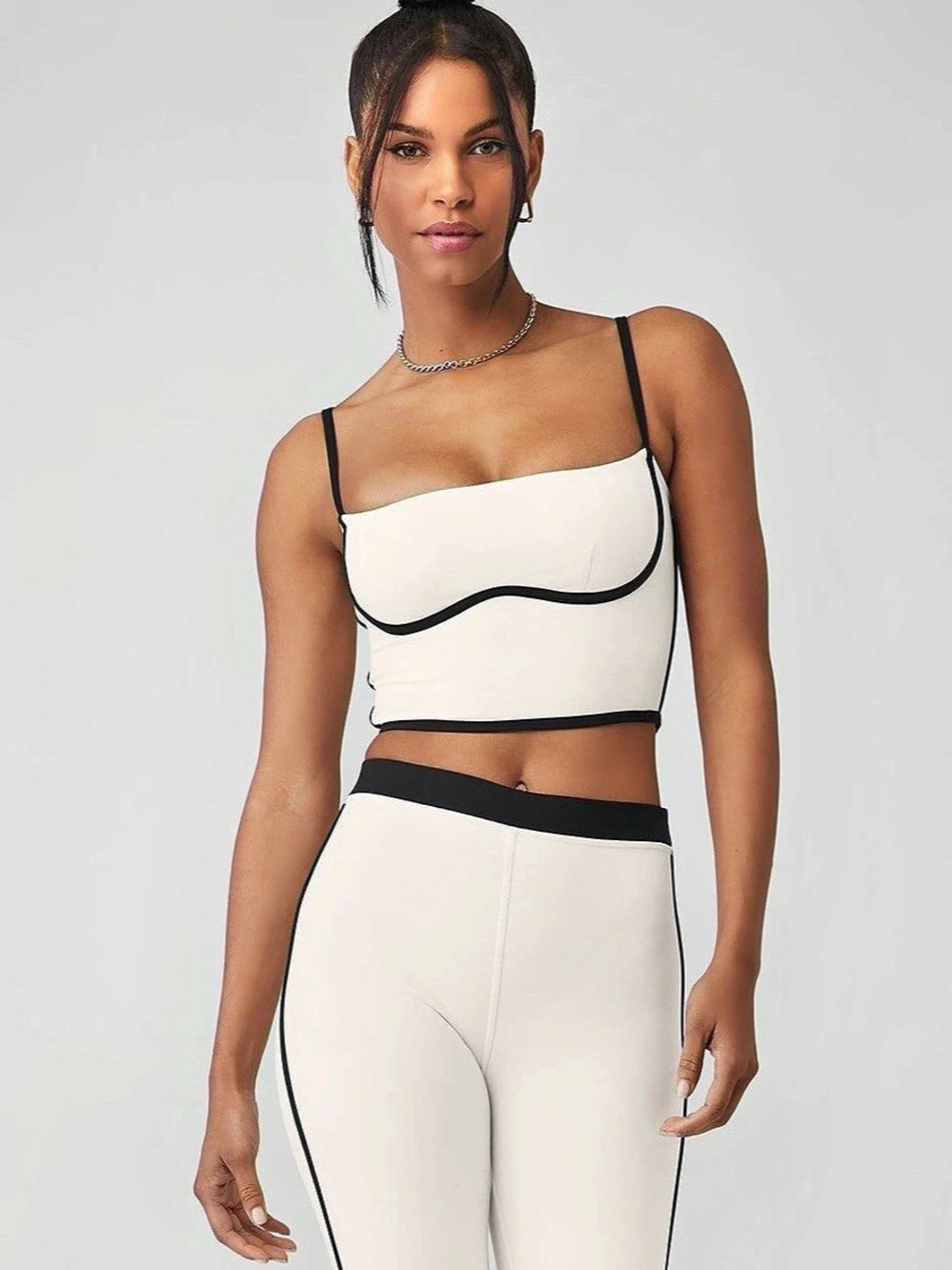 Alo Yoga, Airbrush Streamlined Bra Tank, Ivory/Black, Medium